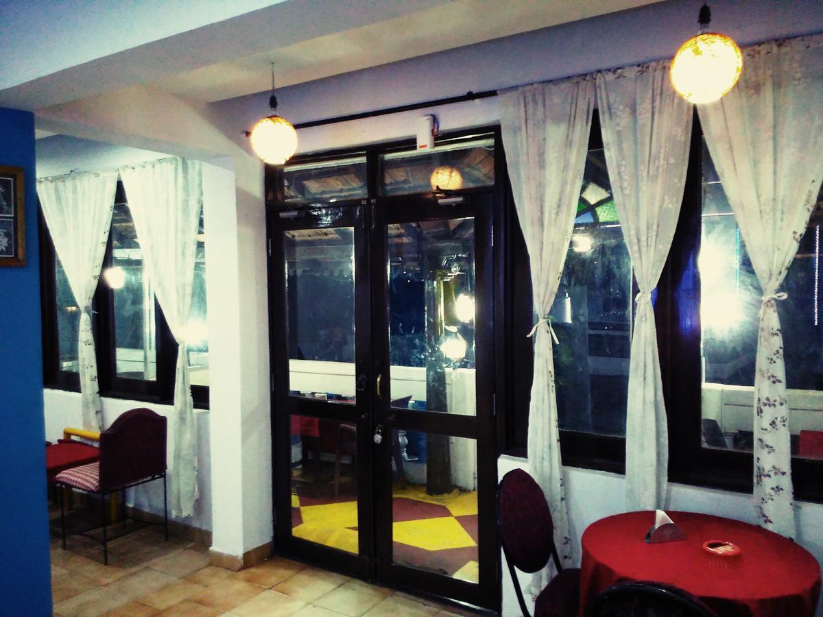 A Date With Me Boutique Hotel Bar @ Restaurant Candolim Bagian luar foto